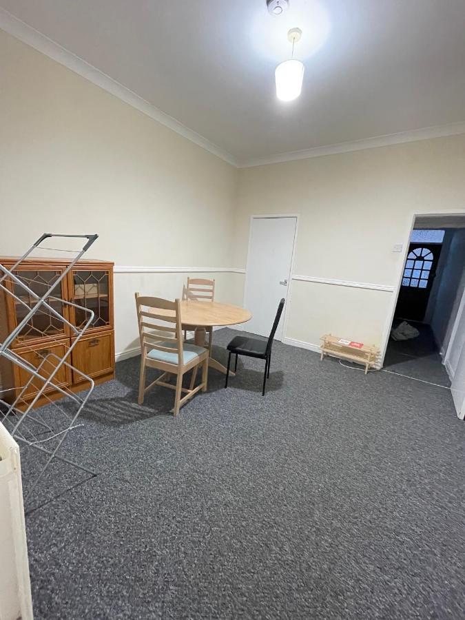 Private Double Near Centre,